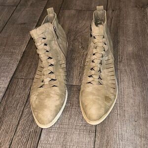 Mi.iM Suede Tan Boots with cutouts